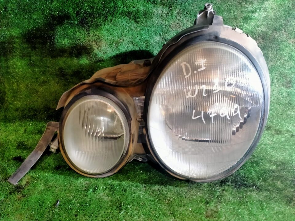 FARO IZQUIERDO MERCEDES-BENZ CLASE E (BM 210) FAMILIAR 300 Turbodiesel (210.225)