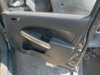 LUNA DELANTERA IZQUIERDA MAZDA 2 BERLINA (DE) 1.3 Active (5-ptas.) (55kW) - fotografía 4