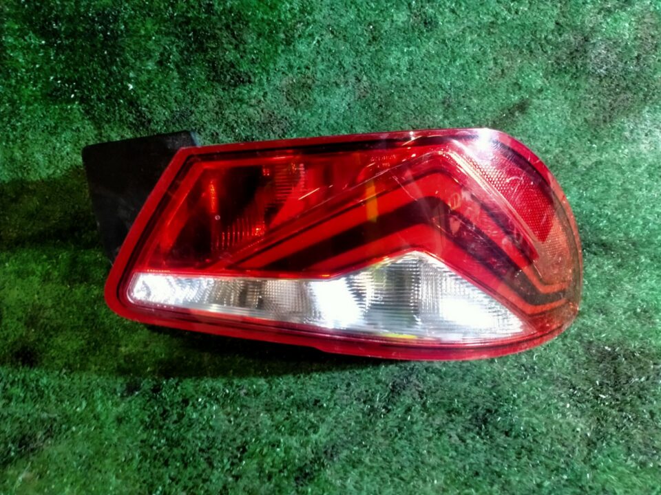PILOTO TRASERO DERECHO SEAT IBIZA BERLINA (6J5) FR
