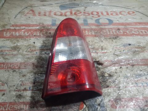 PILOTO TRASERO DERECHO