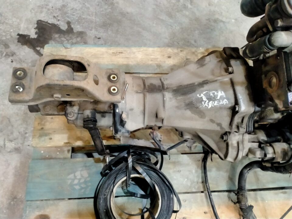 CAJA CAMBIOS NISSAN SERENA (C23M)