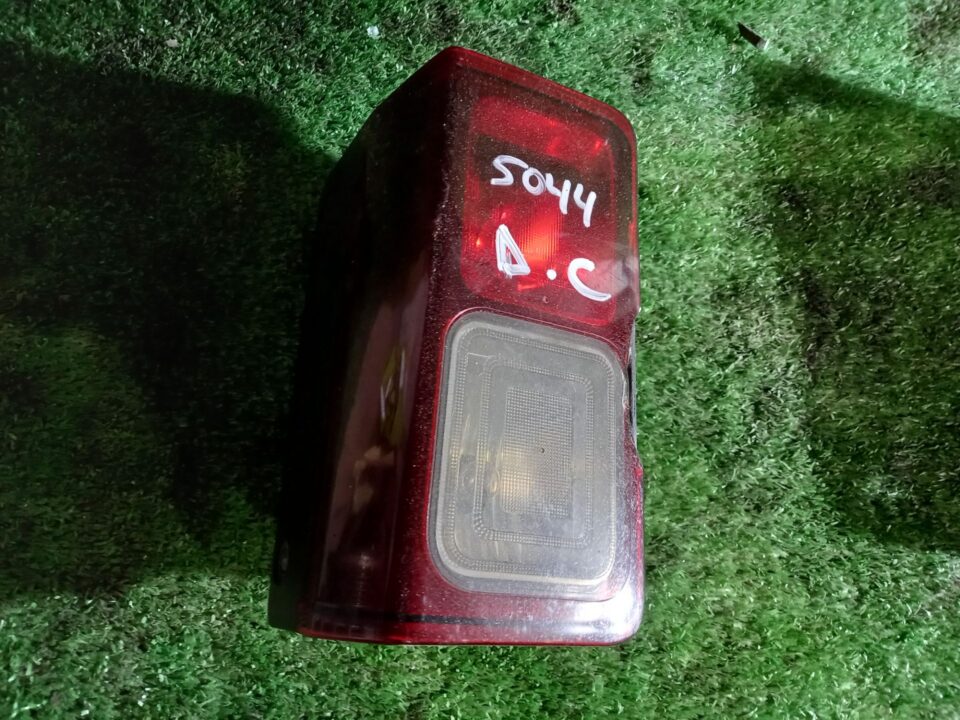 FARO ANTINIEBLA TRASERO DERECHO RENAULT TRAFIC III FURGÓN L2H1 29t