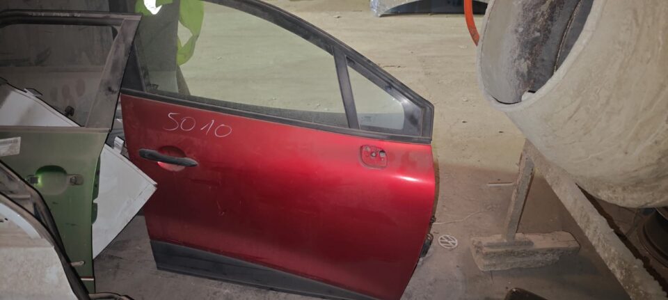PUERTA DELANTERA DERECHA RENAULT CLIO IV Authentique