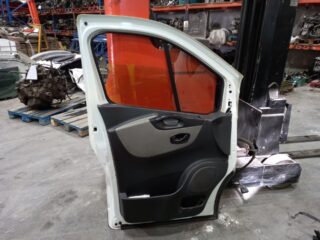 PUERTA DELANTERA IZQUIERDA RENAULT TRAFIC III FURGÓN L2H1 29t - fotografía 2