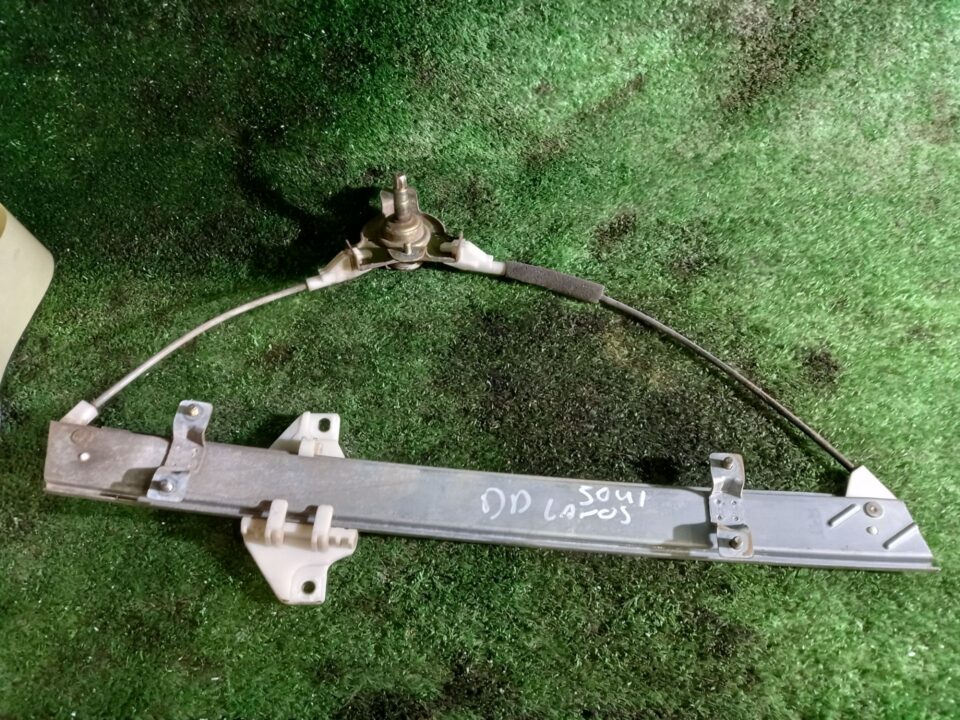 ELEVALUNAS DELANTERO DERECHO DAEWOO LANOS Cool