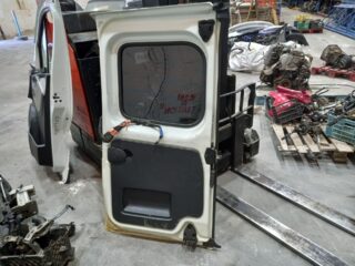 PUERTA TRASERA DERECHA RENAULT TRAFIC III FURGÓN L2H1 29t - fotografía 3