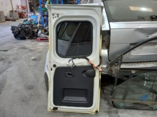PUERTA TRASERA IZQUIERDA RENAULT TRAFIC III FURGÓN L2H1 29t - fotografía 2