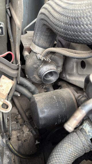 TURBOCOMPRESOR MITSUBISHI MONTERO (L040) 2500 TD (2-ptas.) - fotografía 1