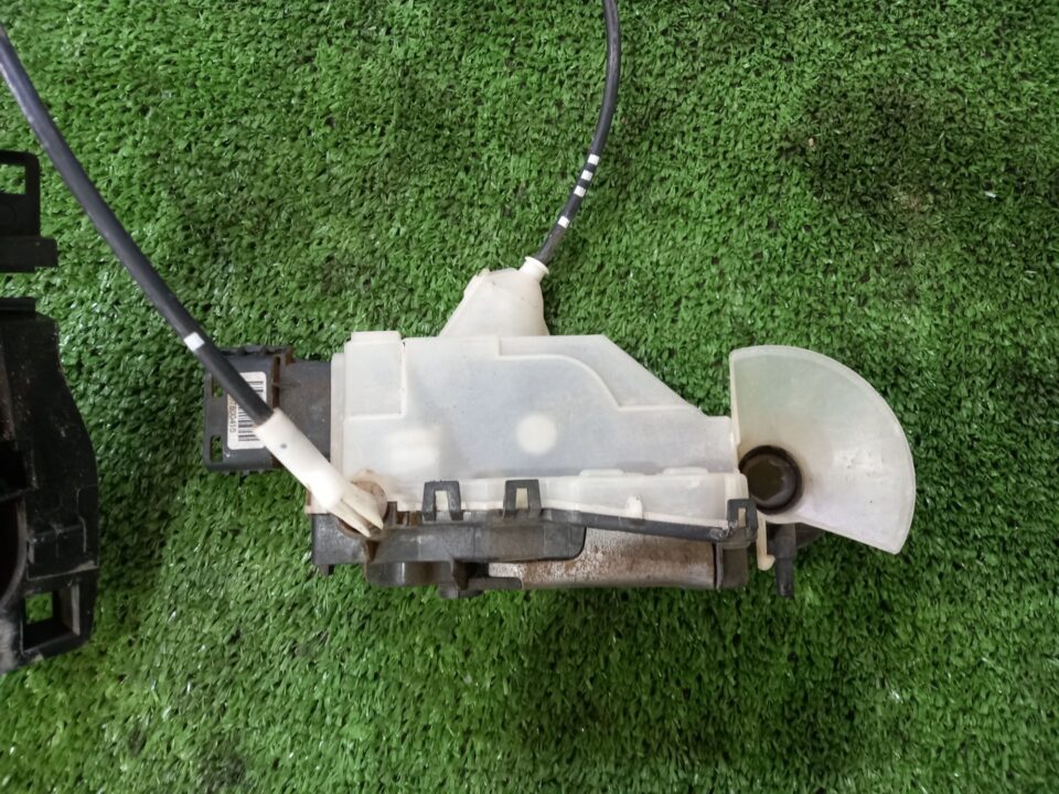 CERRADURA PUERTA DELANTERA IZQUIERDA CITROEN C3 Live