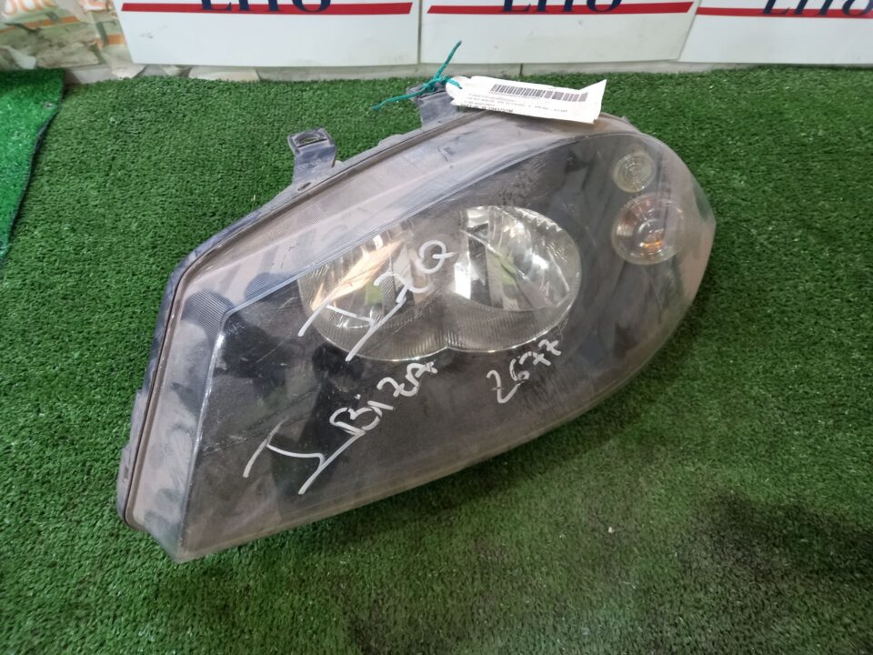 FARO IZQUIERDO SEAT IBIZA (6L1) Stella