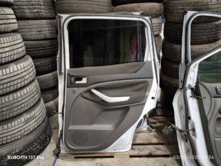 PUERTA TRASERA DERECHA FORD KUGA (CBV) Titanium - fotografía 3