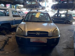 FARO DERECHO HYUNDAI TUCSON (JM) 2.7 Style 4X4 - fotografía 3