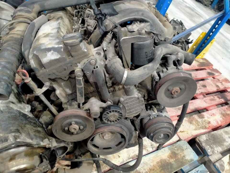 MOTOR COMPLETO MERCEDES-BENZ CLASE E (BM 210) FAMILIAR 290 T Turbodiesel (210.217)