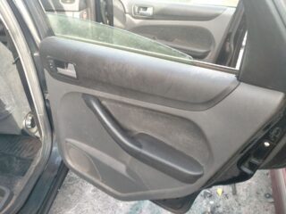 RETROVISOR IZQUIERDO FORD FOCUS BERLINA (CAP) Ghia - fotografía 3