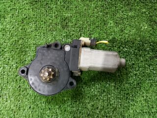 MOTOR ELEVALUNAS TRASERO DERECHO KIA CERATO (LD) - fotografía 2