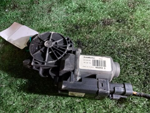 MOTOR ELEVALUNAS DELANTERO DERECHO KIA CEED (ED) Active