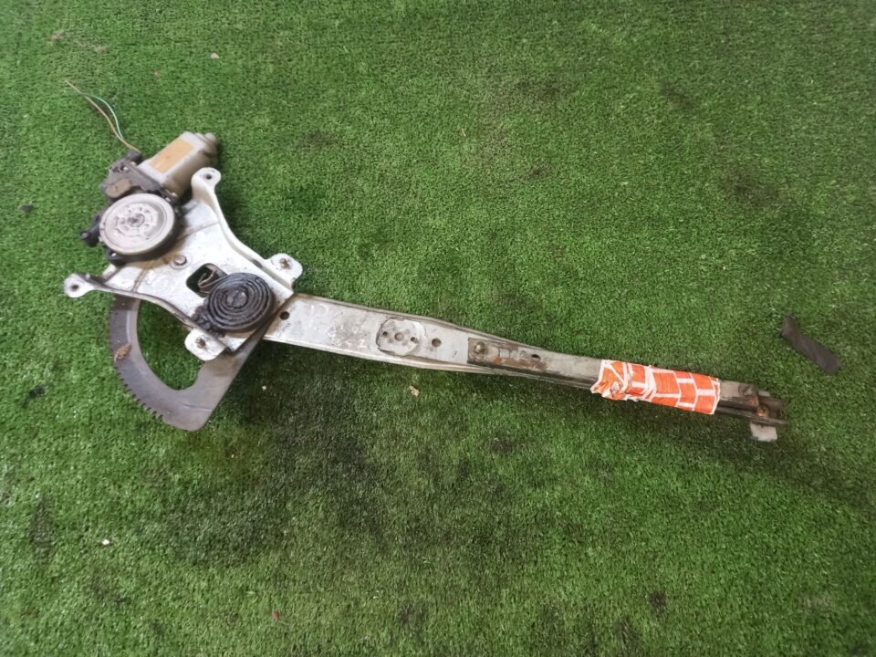 ELEVALUNAS DELANTERO DERECHO CHEVROLET KALOS 1.4 SE