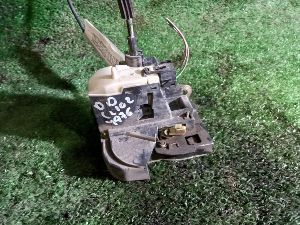 CERRADURA PUERTA DELANTERA DERECHA RENAULT CLIO II FASE II (BCB0) Authentique