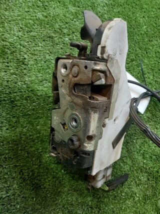 CERRADURA PUERTA DELANTERA IZQUIERDA PEUGEOT 207 Confort - fotografía 2