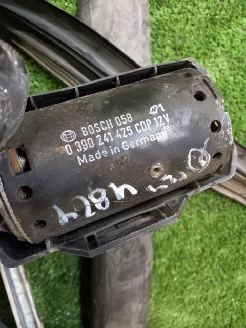MOTOR LIMPIA DELANTERO MERCEDES-BENZ CLASE E (BM 124) BERLINA 200 E E 200 (124.019)