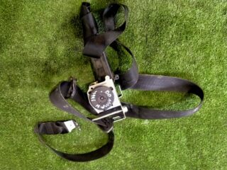 CINTURON SEGURIDAD DELANTERO DERECHO OPEL ASTRA H BERLINA Cosmo - fotografía 1