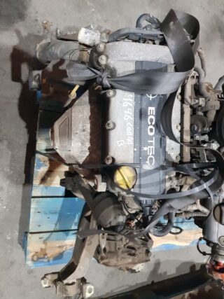 MOTOR COMPLETO OPEL CORSA B Edition 2000 - fotografía 3