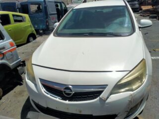 NO IDENTIFICADO OPEL ASTRA J BERLINA 5P Selective - fotografía 3