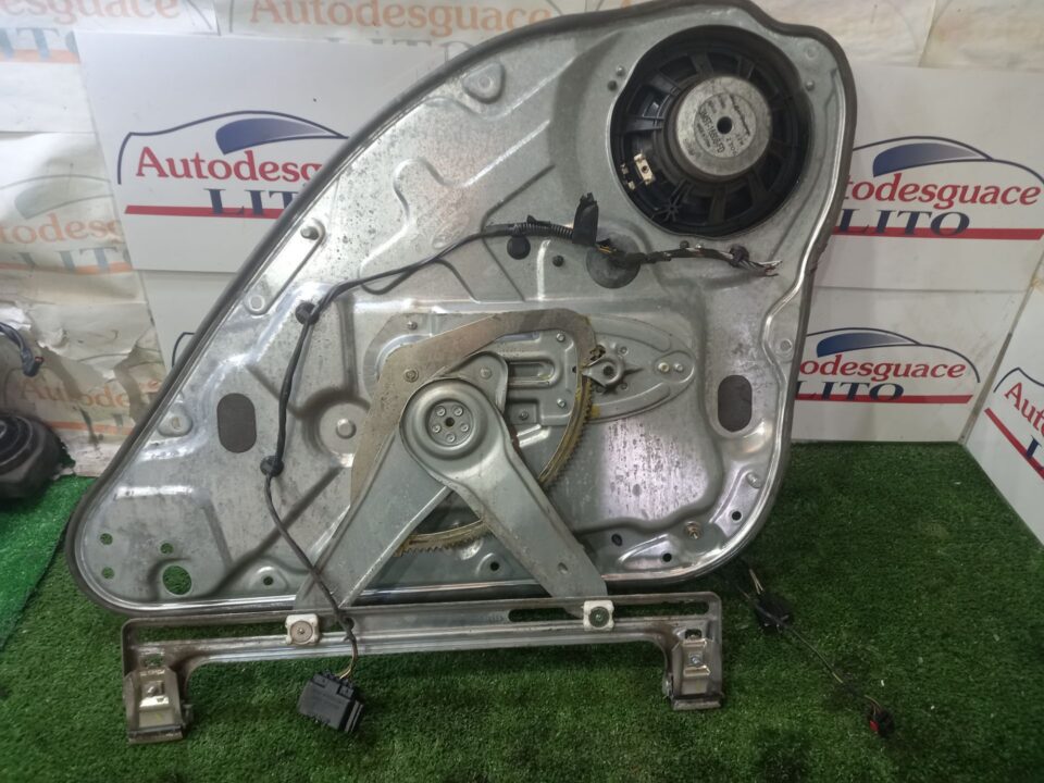 ELEVALUNAS TRASERO IZQUIERDO FORD FOCUS C-MAX (CAP)(2003) Ambiente (D)
