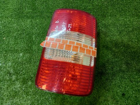 PILOTO TRASERO DERECHO VOLKSWAGEN CADDY (2K)(02.2004) Furg.