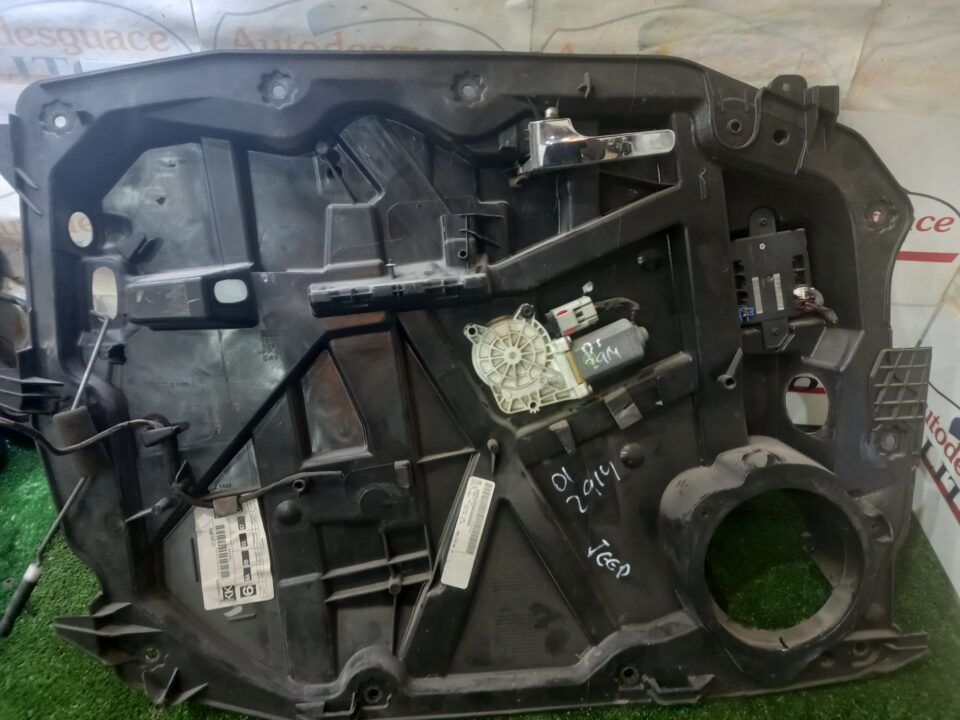 ELEVALUNAS DELANTERO IZQUIERDO CHRYSLER JEEP CHEROKEE Limited