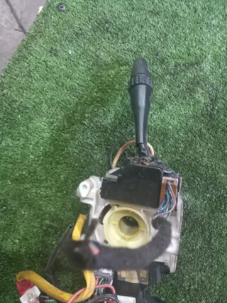 MANDO LIMPIA MITSUBISHI CARISMA BERLINA 5 (DA0) 1900 DI-D Avance - fotografía 1