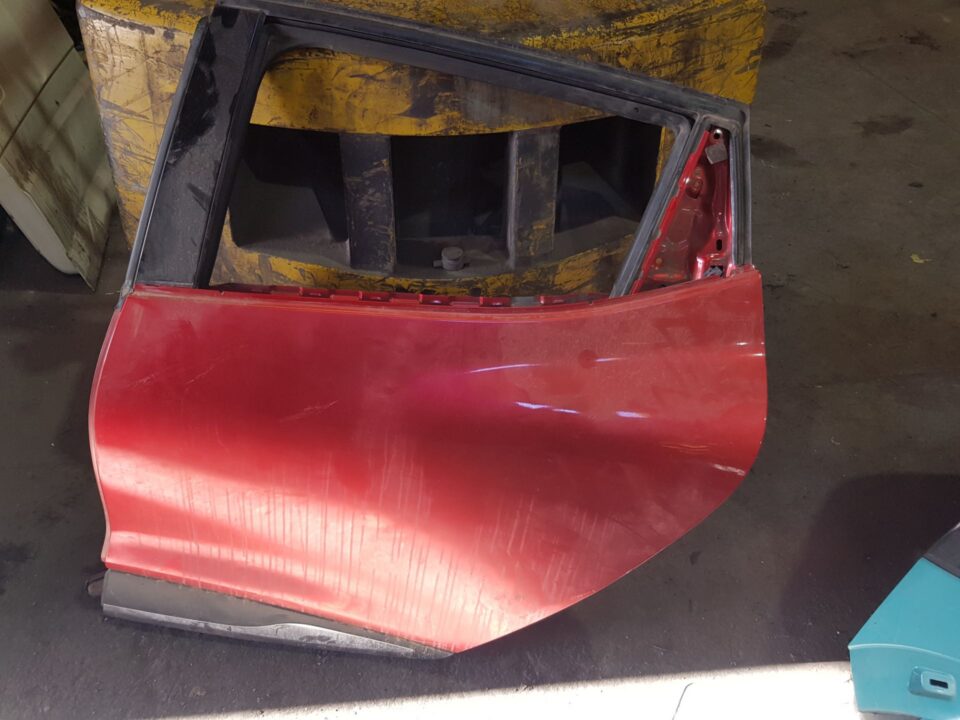 PUERTA TRASERA IZQUIERDA RENAULT CLIO IV Dynamique