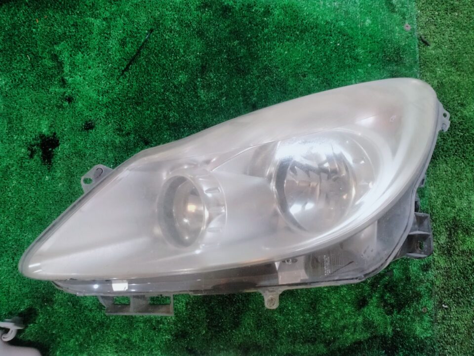 FARO IZQUIERDO OPEL CORSA D Cosmo