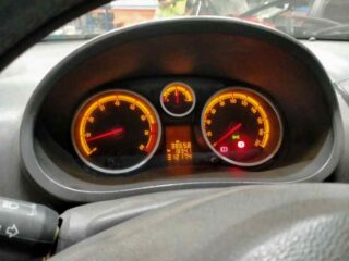CENTRALITA MOTOR UCE OPEL CORSA D 111 Years - fotografía 6
