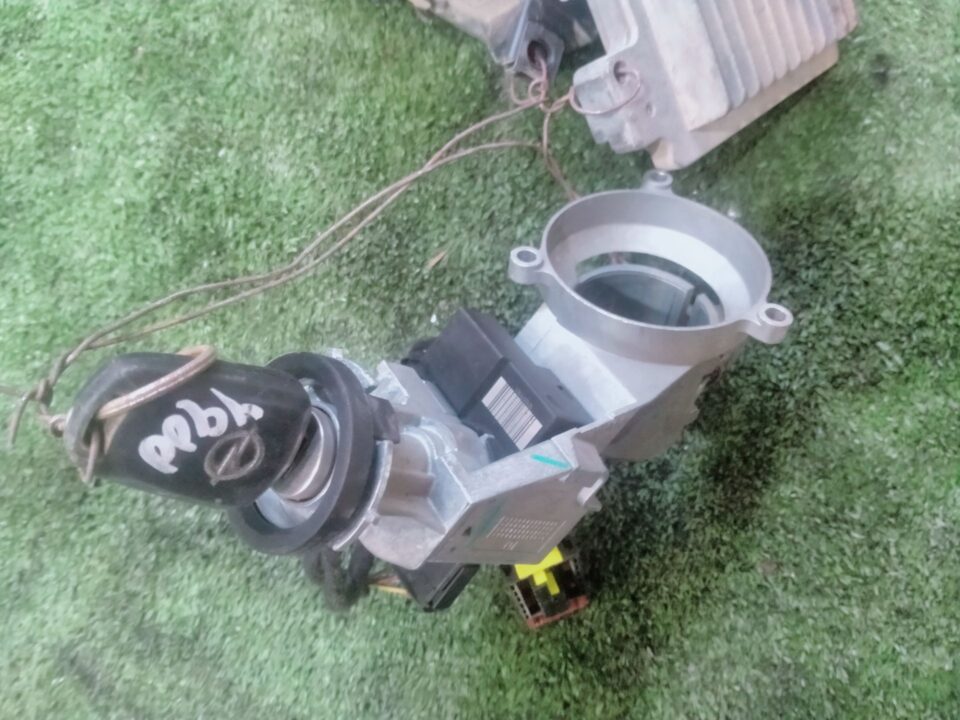 ANTIRROBO LLAVE CONTACTO OPEL CORSA D 111 Years