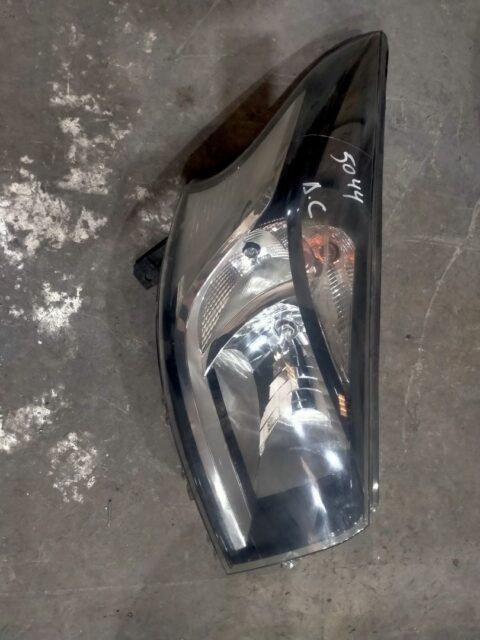 FARO DERECHO RENAULT TRAFIC III FURGÓN L2H1 29t