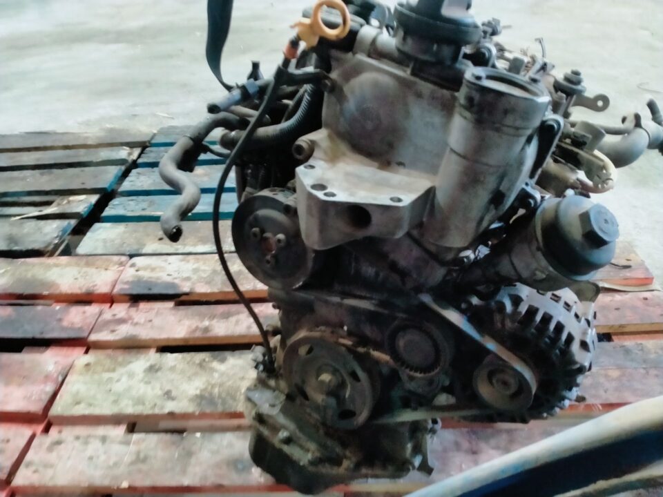 MOTOR COMPLETO VOLKSWAGEN POLO IV (9N1) Conceptline