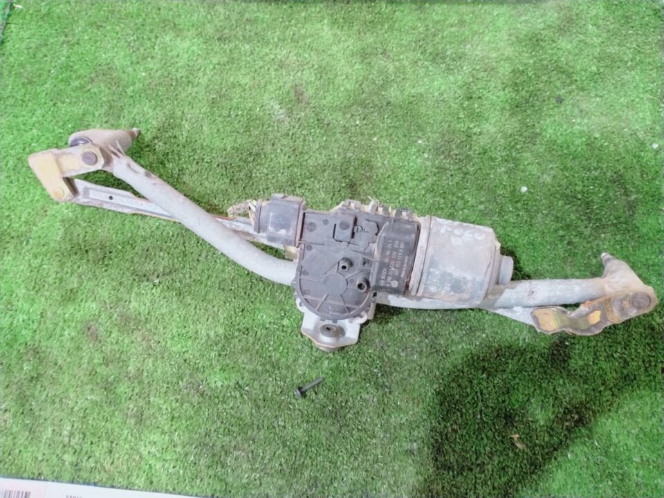 MOTOR LIMPIA DELANTERO VOLKSWAGEN POLO IV (9N1) GT