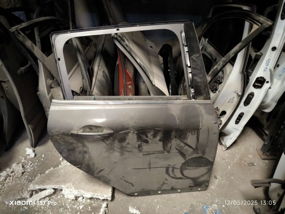 PUERTA TRASERA DERECHA PEUGEOT 2008 Style