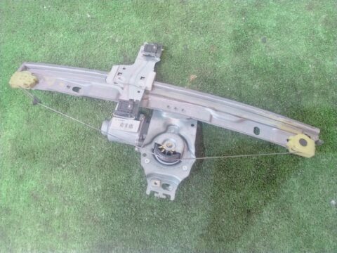 ELEVALUNAS DELANTERO DERECHO PEUGEOT 207 Confort