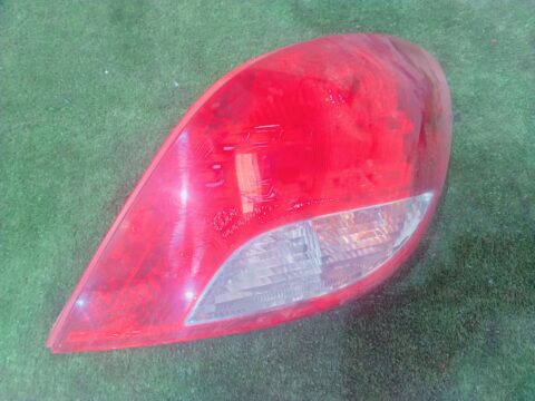 PILOTO TRASERO DERECHO PEUGEOT 207 Confort