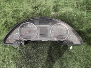 CUADRO INSTRUMENTOS AUDI A4 AVANT (8E) 2.0 - fotografía 1