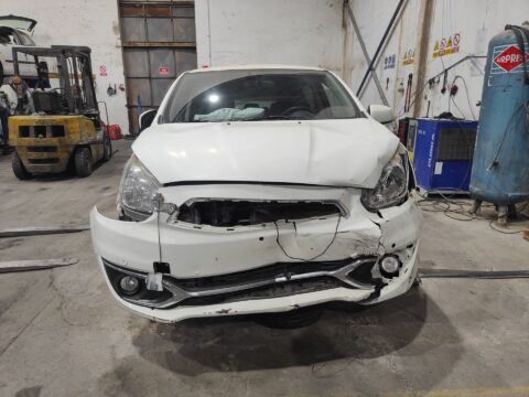 FARO DERECHO MITSUBISHI SPACE STAR (A00) Color